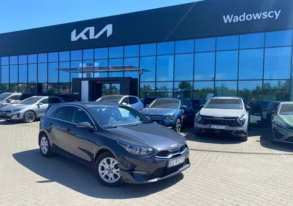 lędziny Kia Ceed cena 104900 przebieg: 15679, rok produkcji 2023 z Lędziny